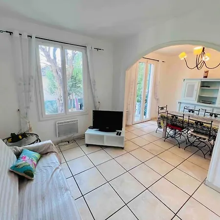 Вілла Maison Des Oliviers : Maison 5 Prs, 400m Plages Антіб